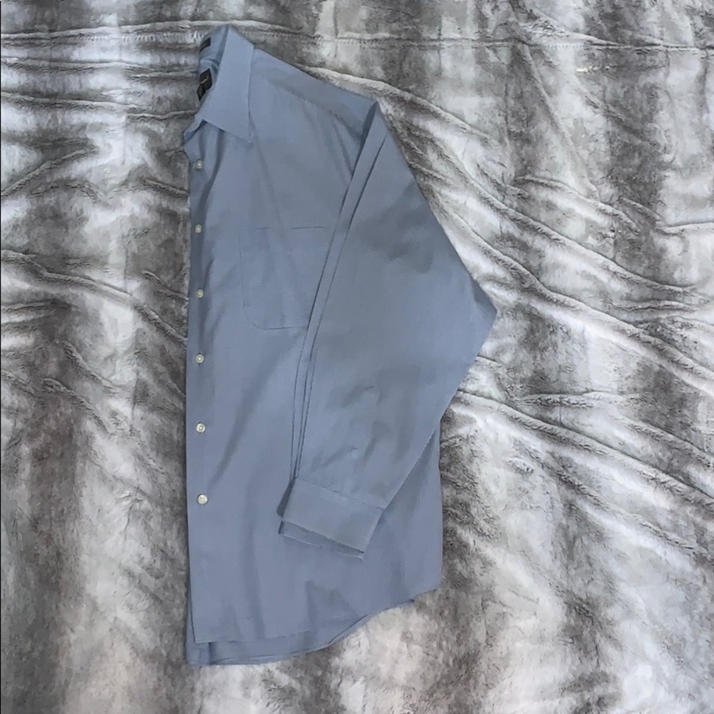 Eddie Bauer Large Button-Down